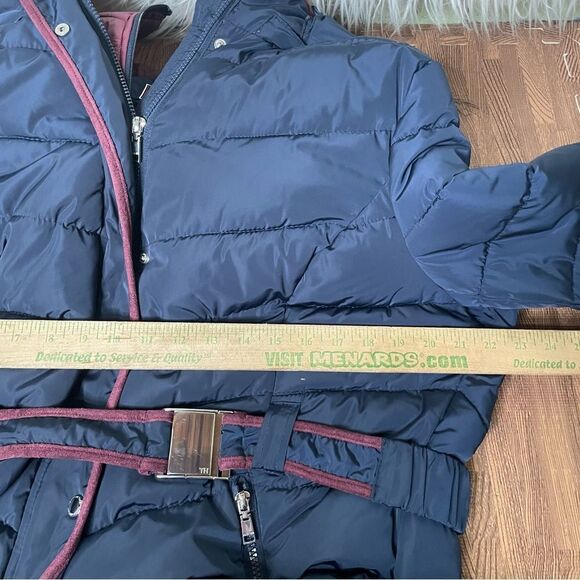 Tommy Hilfiger Faux Fur Trim Belted Puffer Parka Coat
Size Petite XXL 2X - Picture 5 of 8